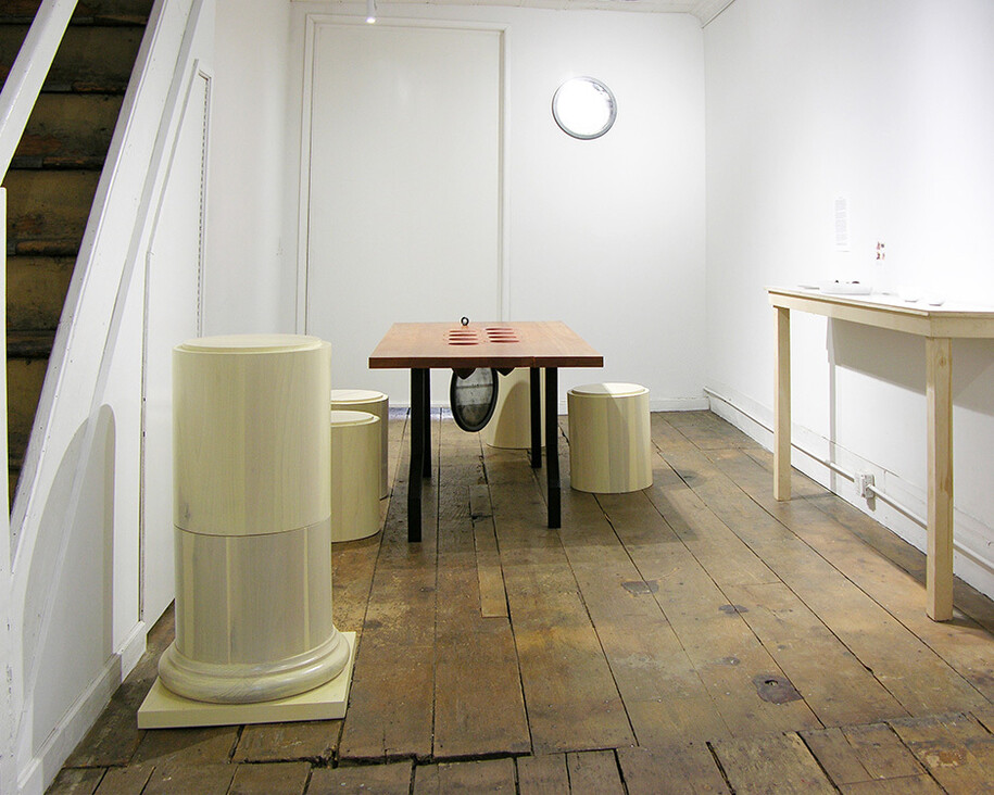 Carried on Both Sides. Courtesy of LMAKgallery 