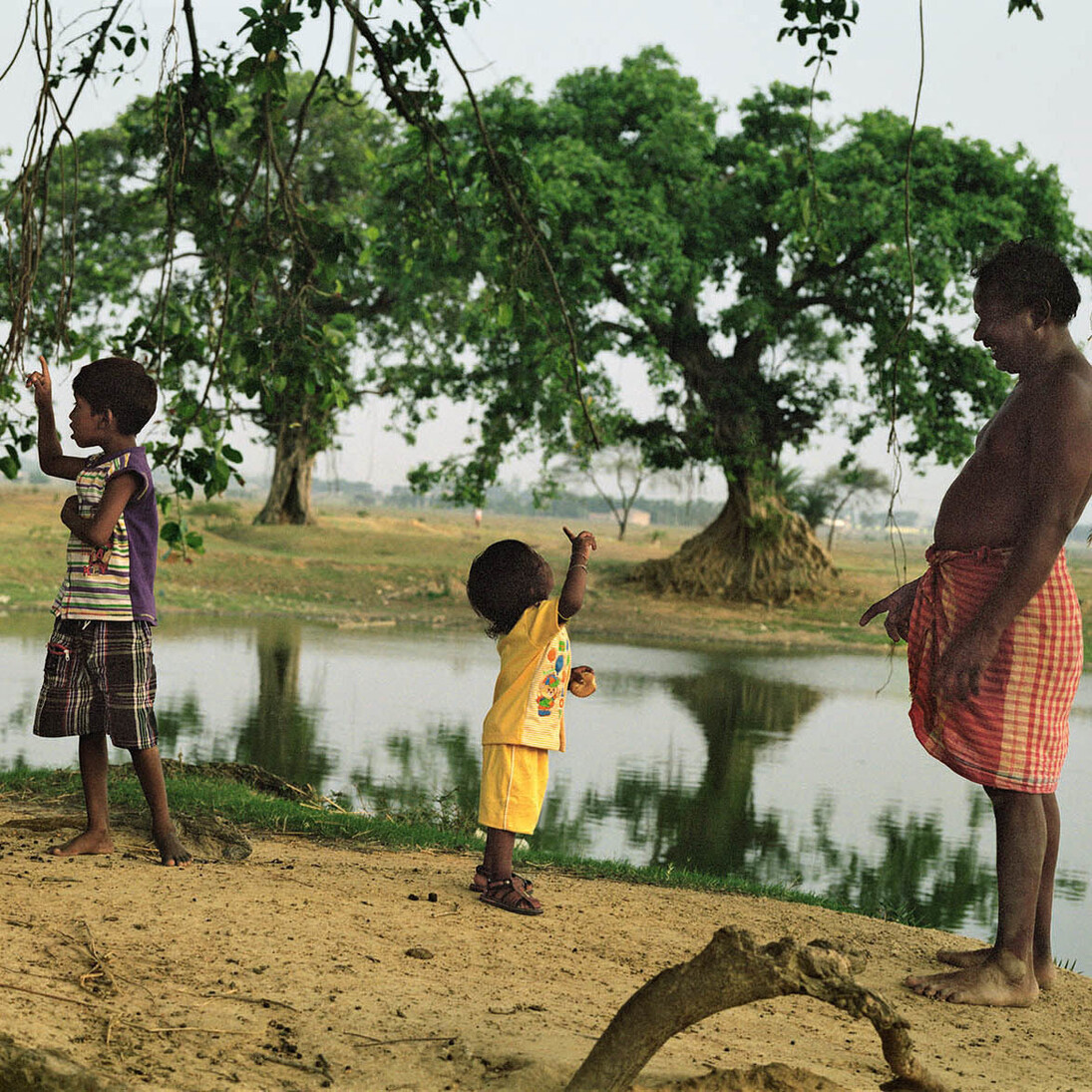 Patrick Faigenbaum, Village santal de Goalpara, detail, mai 2014, Tirage jet d’encre pigmentaire © Courtesy Patrick Faigenbaum et Galerie Nathalie Obadia, Paris/Bruxelles