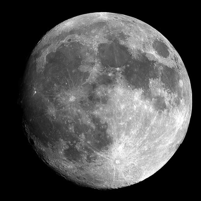 Y respondo de la misma manera, con una respuesta lunar