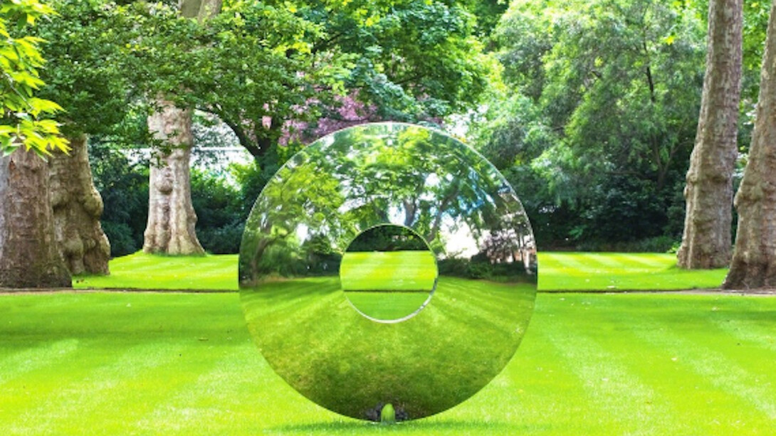 David Harber, Torus. Courtesy of Inception Gallery