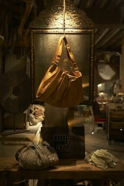 Una borsa in pelle di di Tommaso Cecchi De' Rossi