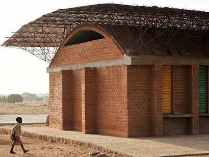 Vllaggio per scuola primaria ideata da Francis Keré, Gando, Burkina Faso