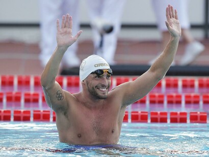 Gabriele Detti esulta per la vittoria