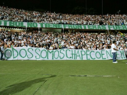 Homenagem em Medellín pelo acidente aéreo