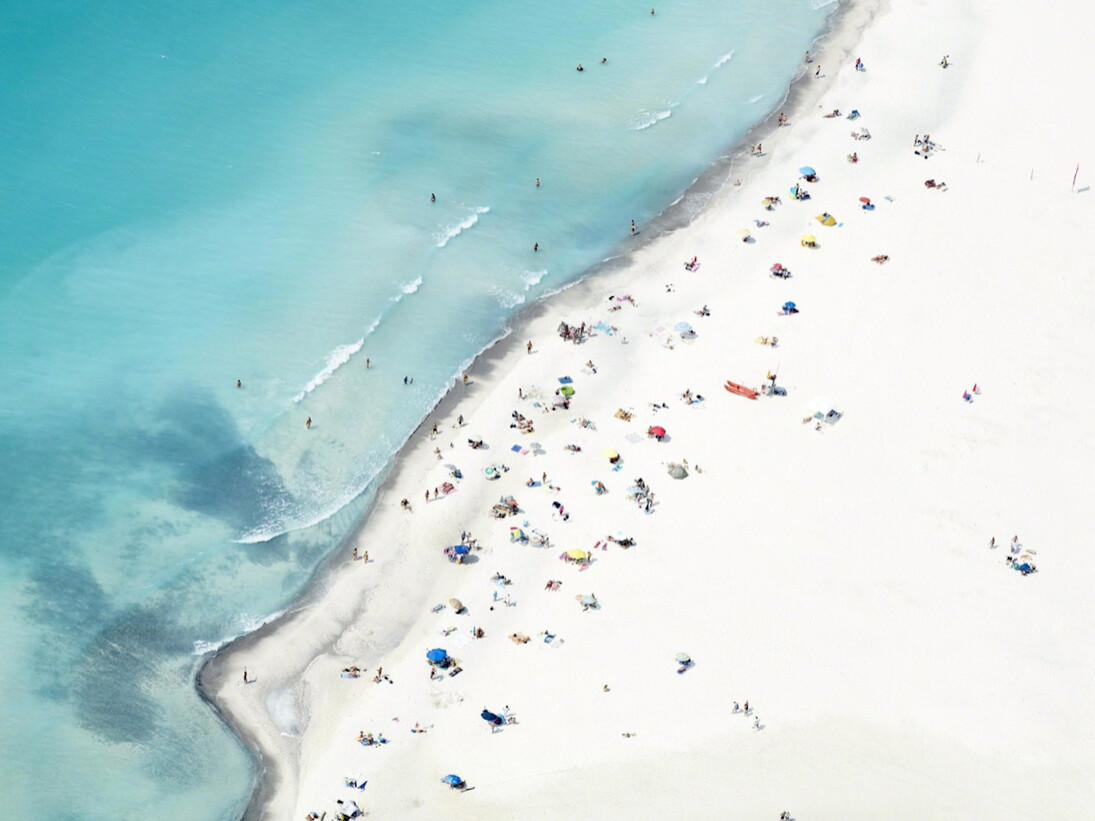 Joshua Jensen-Nagle, Drifting Over The Italian Riviera, 2017. Courtesy of Caldwell Snyder Gallery