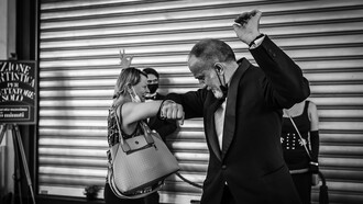 Azione artistica, foto Riccardo Pinna