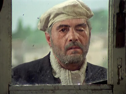 Nino Manfredi in "Brutti, sporchi e cattivi"