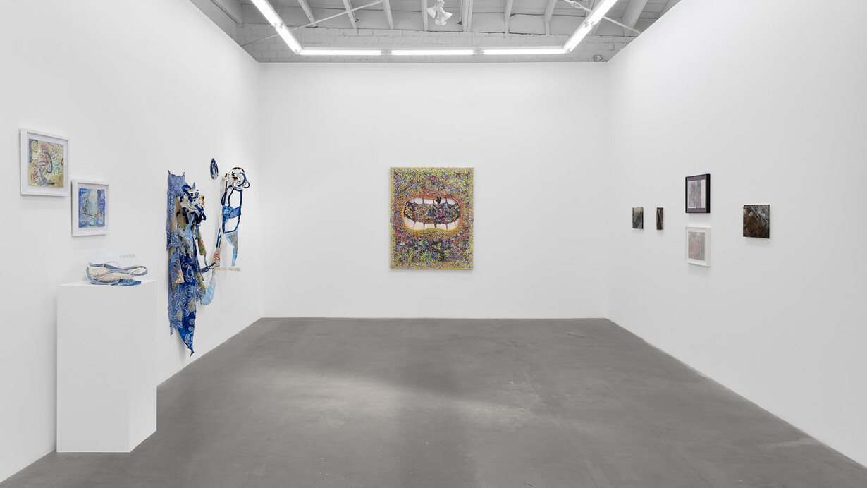 Various artists, Cut. Six artists on the edge, exhibition view. Courtesy of Luis De Jesus Los Angeles