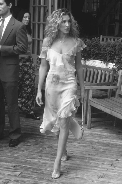 As mudanças na aparência e personalidade de Carrie Bradshaw, de trash chic a um símbolo de alta classe, alteraram sua conexão com o público