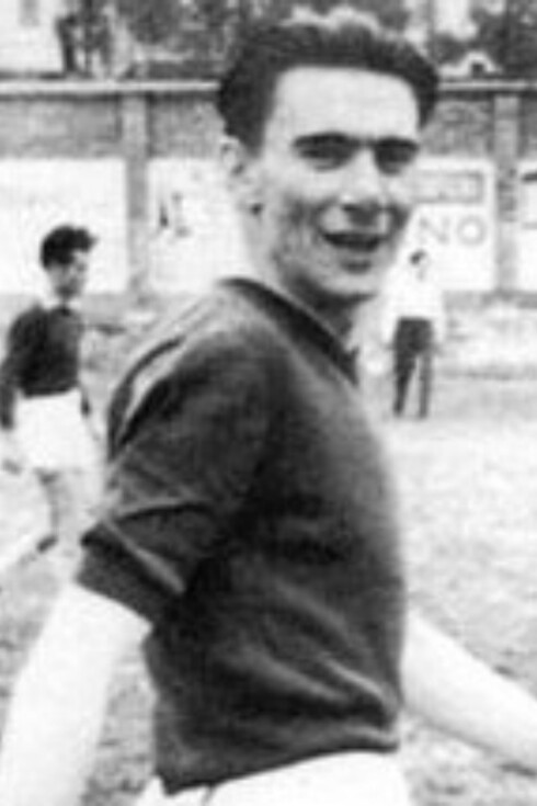 Lo stile di Fenoglio è caratterizzato da una lingua asciutta e diretta, con influenze sia italiane sia inglesi, che dona alle sue storie una particolare intensità e autenticità