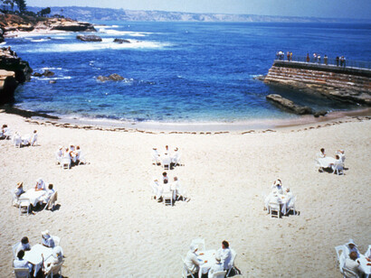 Suzanne Lacy and Sharon Allen, Whisper, the Waves, the Wind, 1983–84; color photograph from portfolio of performance, May 19, 1984, La Jolla; © Suzanne Lacy; photo: Edith Kodmur