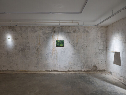 Various artists, Mothering, exhibition view. Courtesy of PHD Group