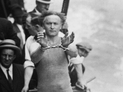 Houdini lors d'une de ses représentations