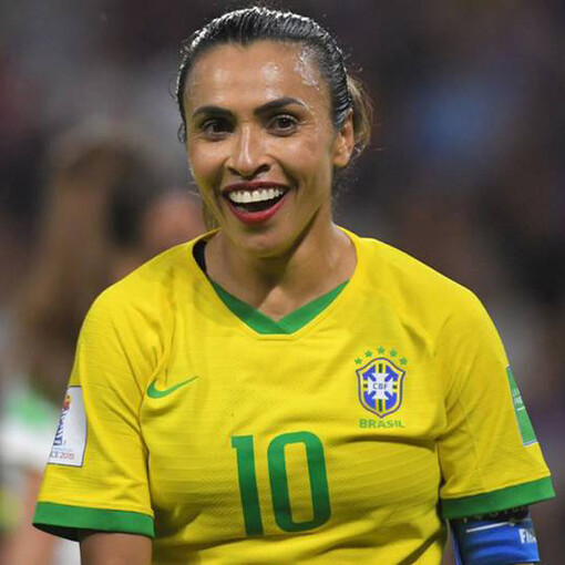 Marta se despediu dos jogos e de uma futura copa no empate do Brasil com a Jamaica