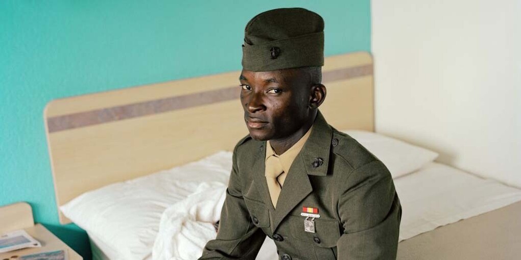 Susan Worsham, Marine, Hotel near airport, Richmond, VA, Archival Pigment Print, 2009, Gift of the Artist