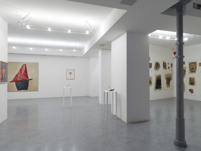 Exhibition view. Autoritratto con maschere 1899, Piero Manai e Luigi Presicce, courtesy Galleria de' Foscherari, Bologna