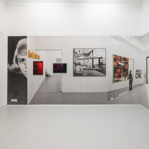 Jonathan Monk, Installation view Lights off, after hours, in the dark lights off, after hours, in the dark and exhibit model eight at Koenig2 by_robbygreif, Vienna 2022. Courtesy of Lower Belvedere