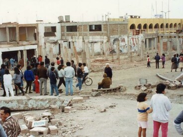 Derrumbe tras ataque de Sendero Luminoso en Lima, Perú, 1986