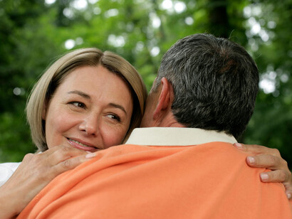 Como era costumbre desde largos tiempos entre los campesinos de la regiòn, el cosentimiento de los padres para las uniones tempranas era más bien simbólico
