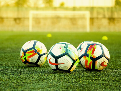 El balón oficial de la Liga española de fútbol. En la ciudad de Mérida, Venezuela me di cuenta que tenía la inteligencia corporal y cinestésica adecuada para el balompié