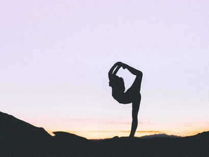 Asana. Le pause sono il momento perfetto per praticare la mindfulness: potrai svolgere delle sessioni di respirazione, riconnetterti al tuo corpo con dello stretching