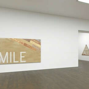 Installation views of Ed Ruscha's Extremes and IN-Betweens exhibition at Gagosian, Grosvenor Hill from October 5 - December 17, 2016. © Ed Ruscha. Courtesy Gagosian. Photo: Mike Bruce