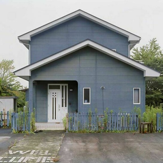 Garbasz, Abandoned home and car, Kumagawa, Okuma-machi, Futaba, Fukushima Nuclear Exclusion Zone, 2014