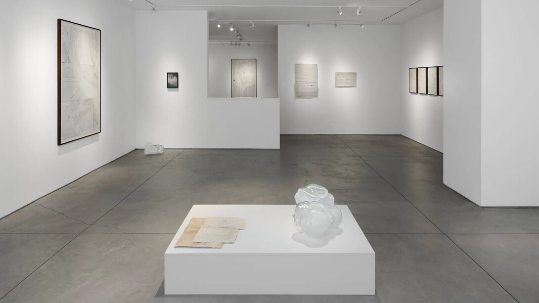 Macarena Rojas Osterling, Dentro de la espuma, vista de exhibición. Cortesía de Praxis