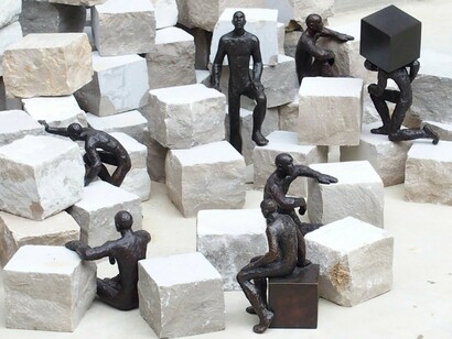 Labyrinth, Exhibition view. Courtesy of Galerie Geraldine Banier