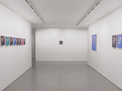 André Azevedo, Escrita-miragem, vista da exposição. Cortesia da Galeria Simões de Assis