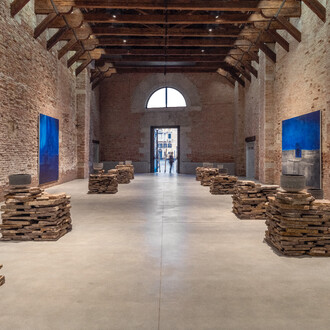Lorna Simpson, Third person, exhibition view. Courtesy of Punta della Dogana