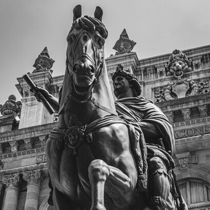 ¿Qué implican los cambios políticos en México, apoyados por la mayoría de los votantes mexicanos? En la foto, “El caballito", estatua ecuestre de Carlos IV (Ciudad de México)