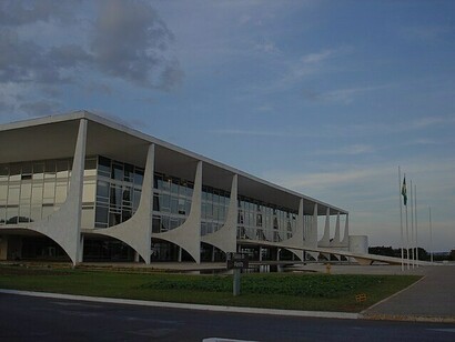 Vista do Palácio do Planalto, em Brasília, D.F. (Brasil)