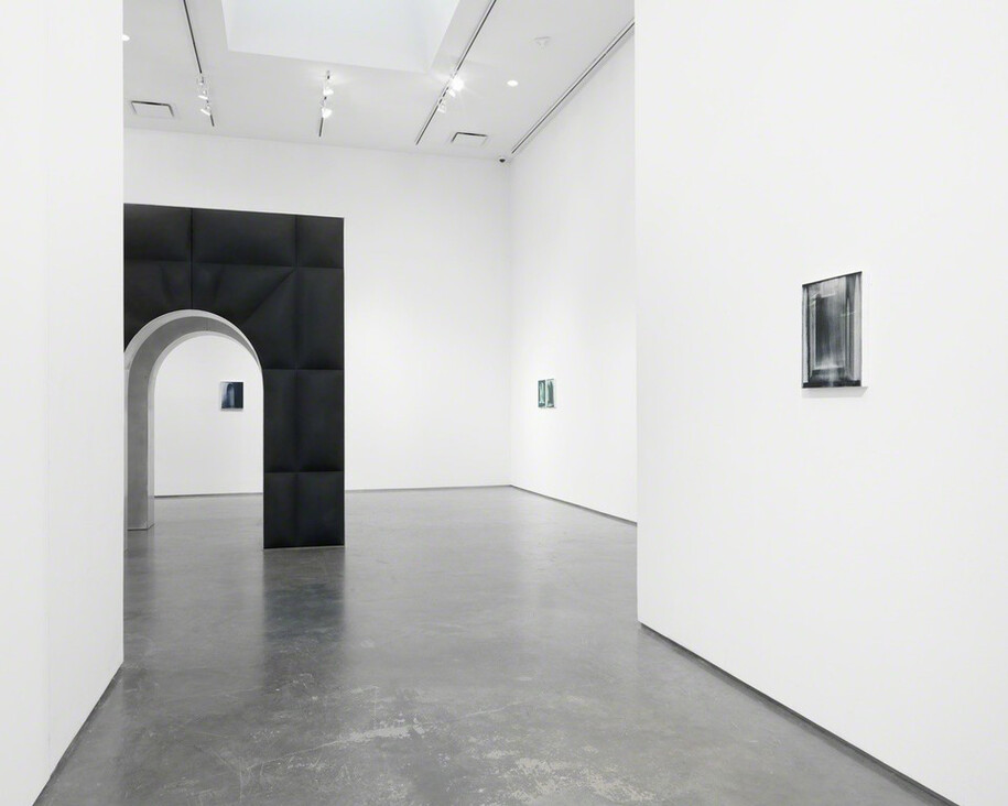 Dean Levin. Arches, Exhibition view. Courtesy of Marianne Boesky Gallery