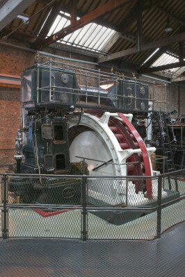 Power Hall. Courtesy of Museum of Science and Industry