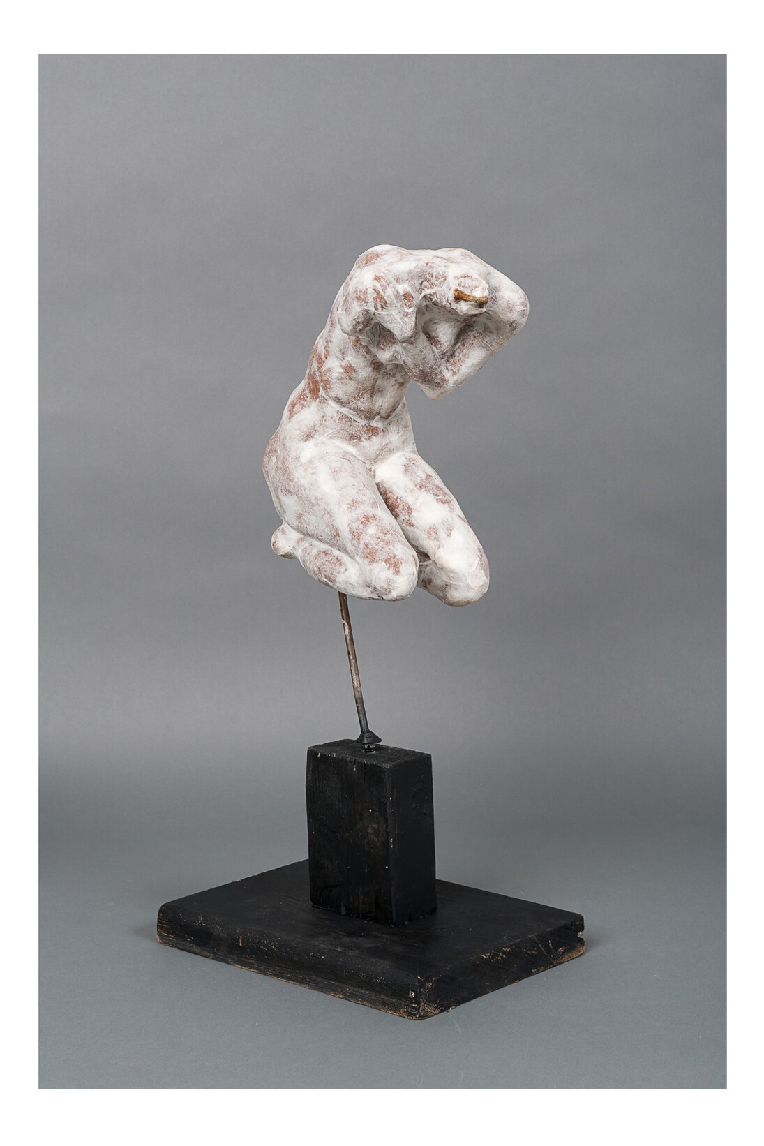 Kalliopi Lemos, Figurine no.4, 2015, Steel skeleton, air drying clay and Japanese paper on wooden base
