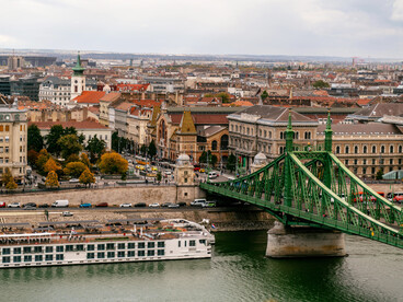 Scenic view of the Liberty Bridge over the Danube River, Budapest, Hungary