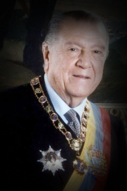 Rafael Caldera, con la banda y el collar presidencial venezolanos, en los primeros días de su segundo gobierno (1994)