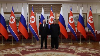 Il vertice tra Vladimir Putin e Kim Jong Un, svoltosi a Pyongyang il 16 giugno 2024, ha segnato un momento significativo nelle relazioni tra Russia e Corea del Nord