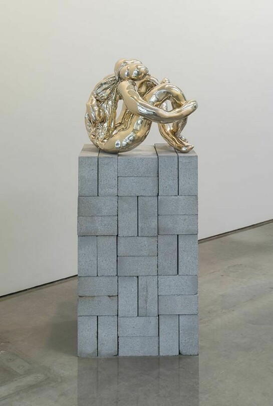 Sarah Lucas, Hoolian, 2013, Cast bronze, 19 x 21 1/2 x 21 1/2 inches (48.3 x 54.6 x 54.6 cm), Photo: David Regen, Copyright Sarah Lucas, Courtesy Gladstone Gallery, New York and Brussels