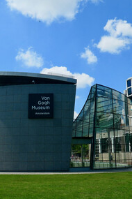 Museo Van Gogh en la Plaza de los Museos, Ámsterdam, Países Bajos