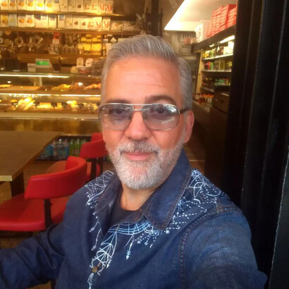 Tiziano Buccarello, reflecting the curious intersection between identity and similarity