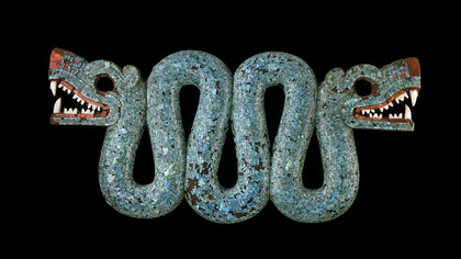 Pectoral en forma de serpiente de dos cabezas, 1400-1521, México