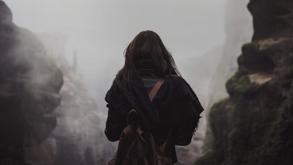 Conoció a Edmundo Moure, escritor galego-chileno, en 1988