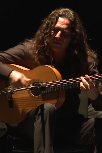 El 18 de noviembre de 2013 fue condecorado con la Medalla de la Cultura, en su modalidad Música, que concede la Comunidad de Madrid. España