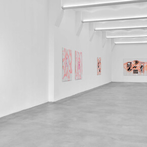 Özlem Altin, Holding, containing, exhibition view. Courtesy of SpazioA Gallery