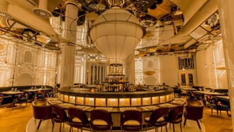 Toda la decoración del BiBo es una sofisticada oda a la Feria de Málaga 