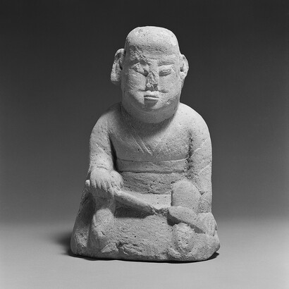Arhat statue / Korean Peninsula / Joseon dynasty "The Japan Folk Crafts Museum"