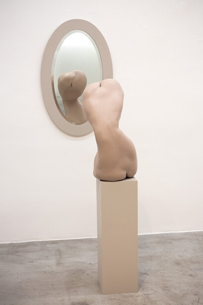 Cycle. Courtesy of Zipper Galeria