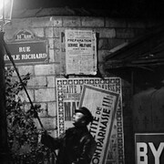 Brassaï, L’allumeur de becs de gaz, rue Emile Richard/Lamplighter, Rue Émile-Richard (detail), ca 1931. Courtesy of Moderna Museet